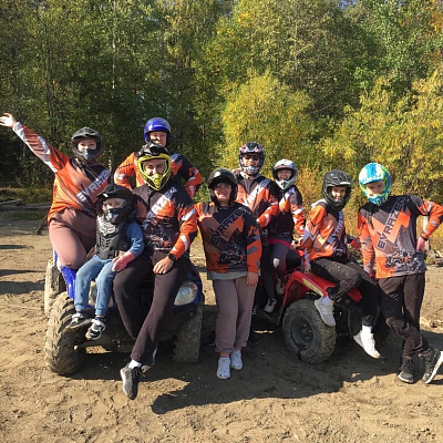 Прокат квадроциклов . Подарочные сертификаты Ultra Подарки Нижний Тагил. Купить оригинальный подарок или подарочный сертификат на Прокат квадроциклов . Сервис UltraPodarki.ru Нижний Тагил 8 800 505 95 30. 