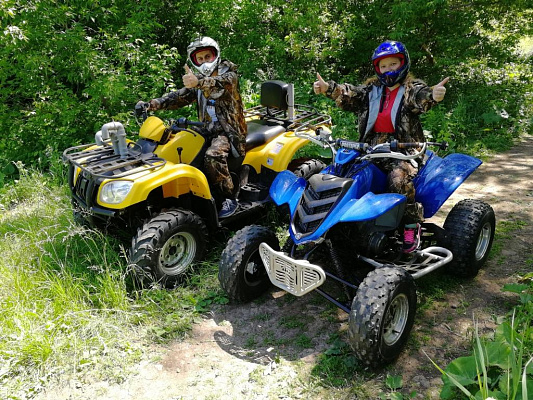 Катание на квадроциклах о Нижнем Тагиле. Сервис Ultra Подарки. Подарочный сертификат на катание на квадроциклах о Нижнем Тагиле. Закажите катание на квадроциклах недорого и наслаждайтесь активным отдыхом с друзьями. Выбирайте живописные маршруты для езды на квадроциклах. Сервис UltraPodarki.ru 8800-505-9530. Катание на квадроциклах, Прокат квадроциклов, езда на квадроцикле, прокат квадроциклов Нижний Тагил, катание на квадроциклах Нижний Тагил, Катание на квадроциклах зимой, Катание на квадроциклах летом, Сертификат на катание на квадроциклах 

